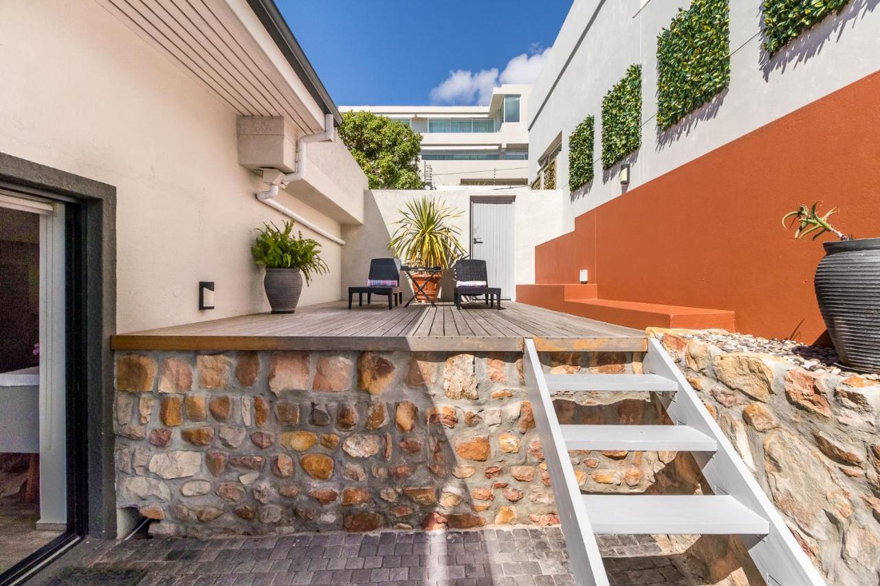 51 On Camps Bay Hotel Cape Town Bagian luar foto