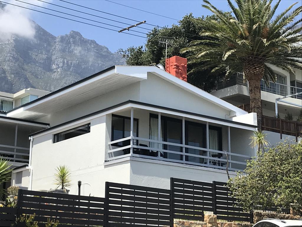 51 On Camps Bay Hotel Cape Town Bagian luar foto